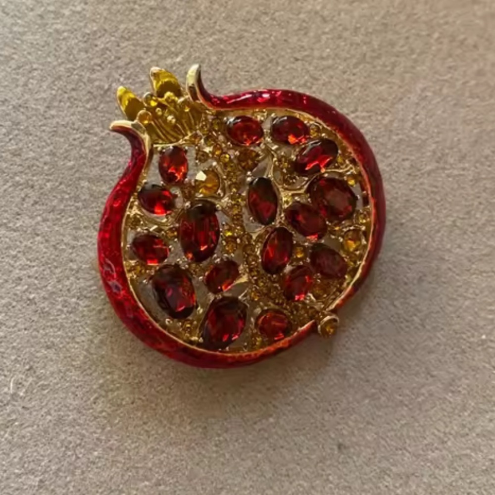 Red Pomegranate Crystal Gold Brooch - Picture 2 of 11